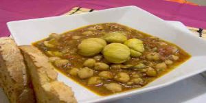 Minestra di ceci e castagne ricetta